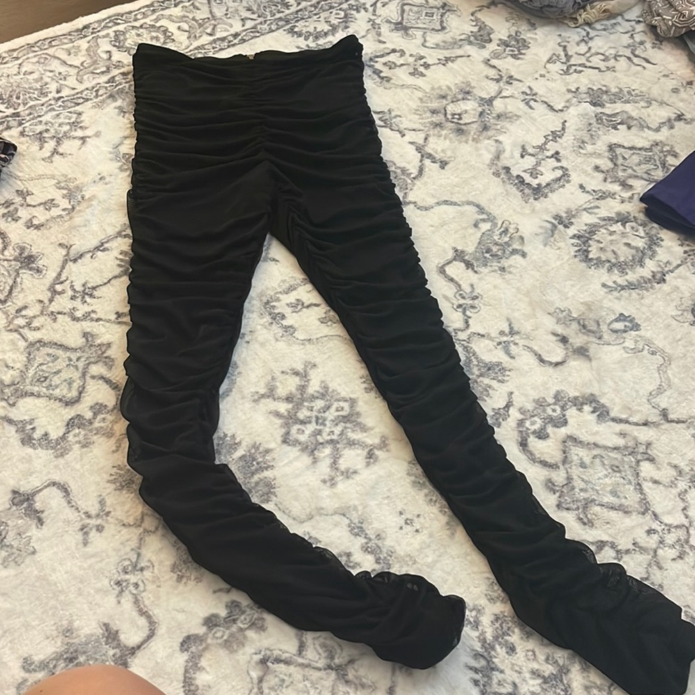 Bebe ruched leggings